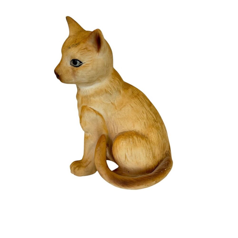 This charming pieceVintage Japan Porcelain Yellow Cat Captivating Eyes Figurines - Picture 8 of 12